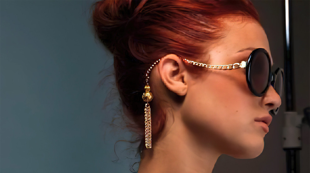 The diamond earring must-have
